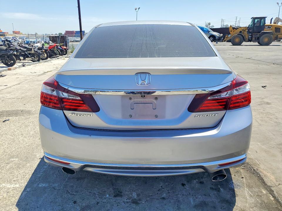 1HGCR2F5XHA281734 2017 HONDA ACCORD photo no. 6