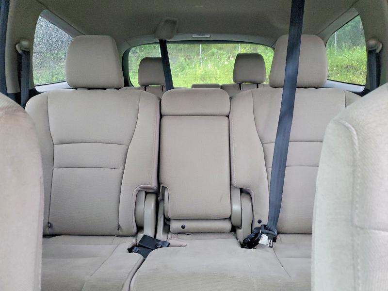 5FNYF6H38HB009903 2017 HONDA PILOT photo no. 10