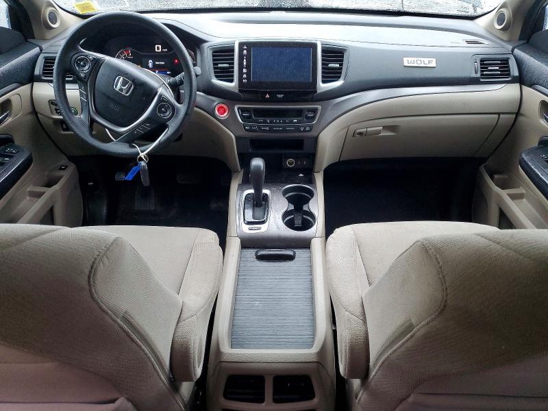5FNYF6H38HB009903 2017 HONDA PILOT photo no. 8