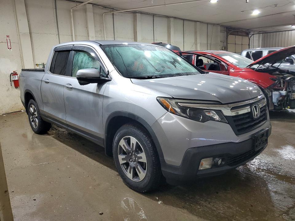 2017 HONDA RIDGELINE RTL — Фото 4 из 12