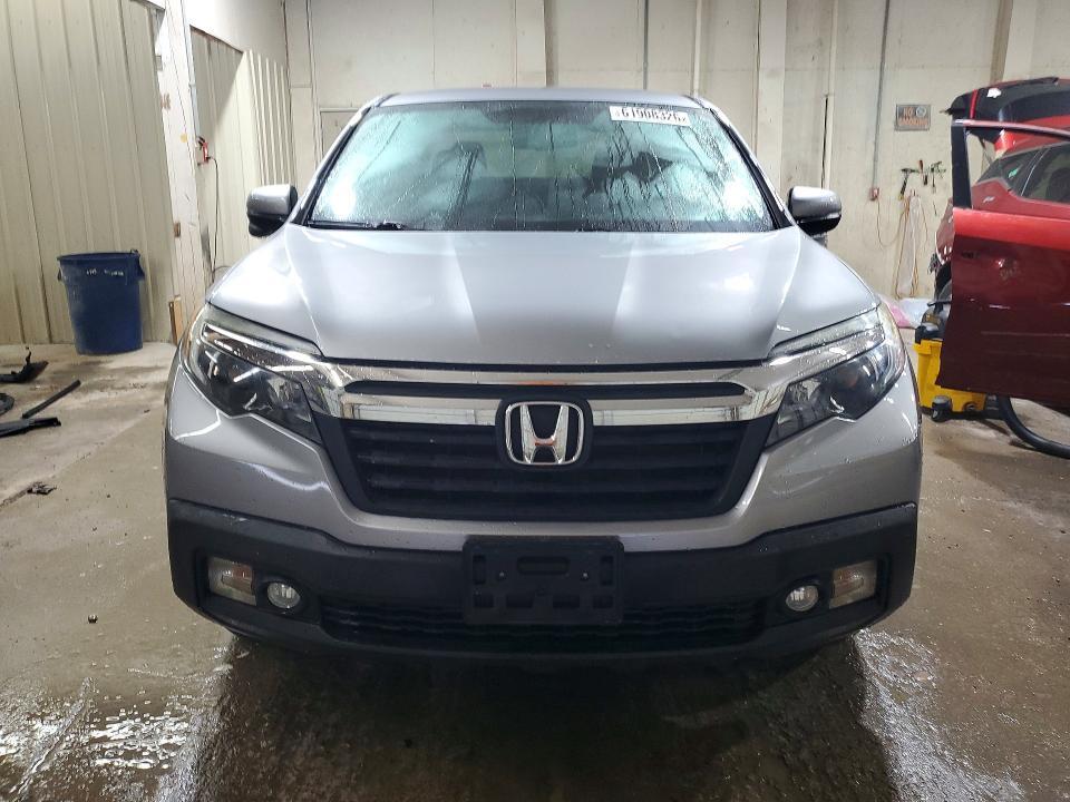 2017 HONDA RIDGELINE RTL — Фото 5 из 12