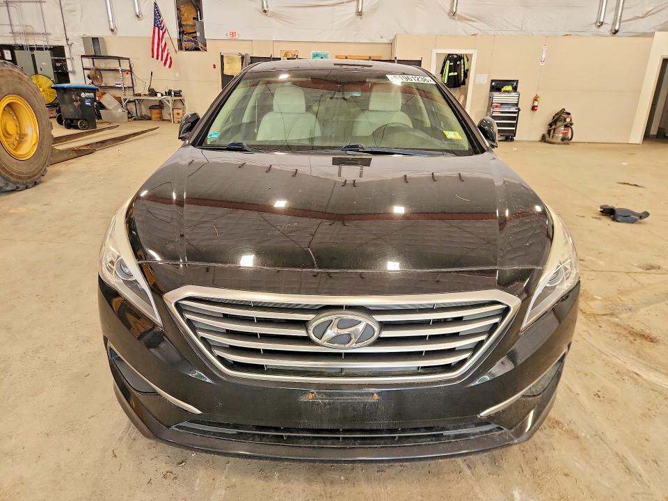 2017 HYUNDAI SONATA SE — Фото 5 из 13