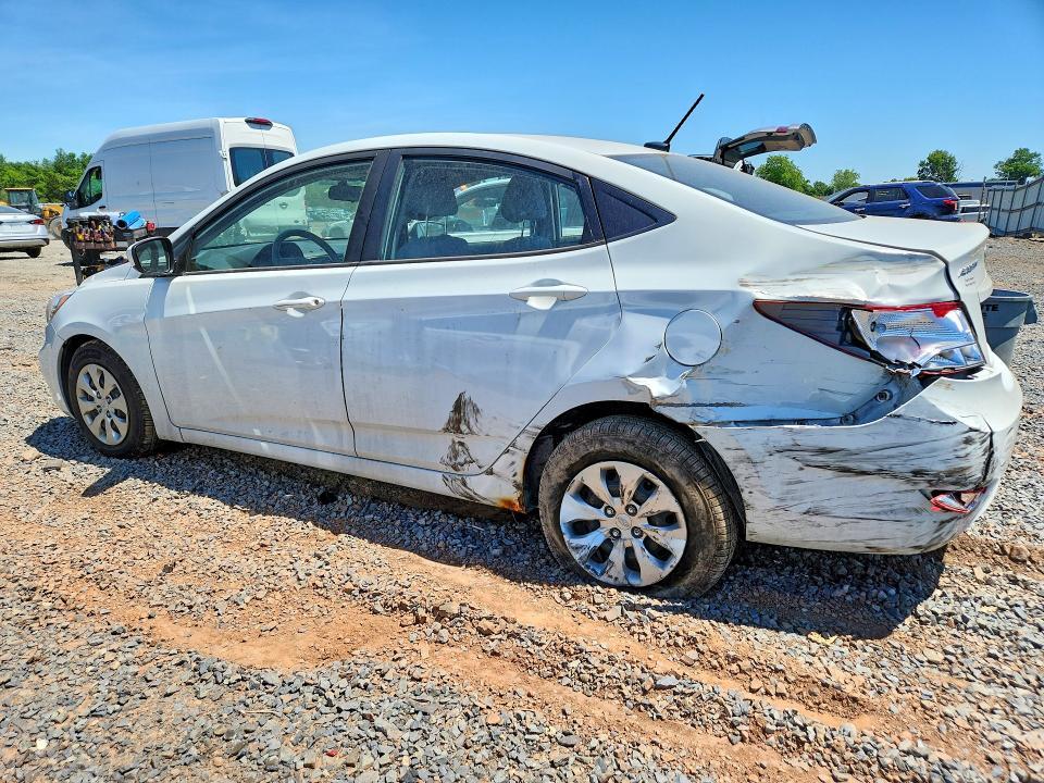 2017 HYUNDAI ACCENT SE — Фото 2 из 12