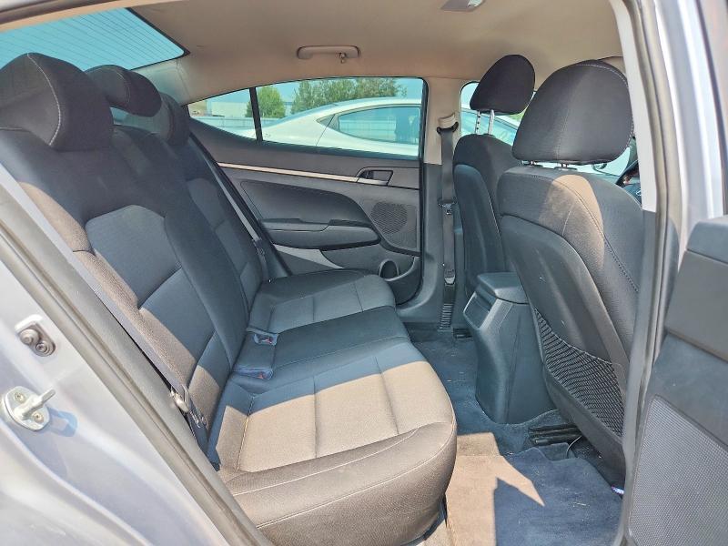 2017 HYUNDAI ELANTRA SE — Фото 10 из 12