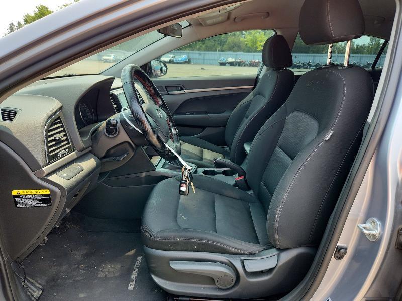 2017 HYUNDAI ELANTRA SE — Фото 7 из 12