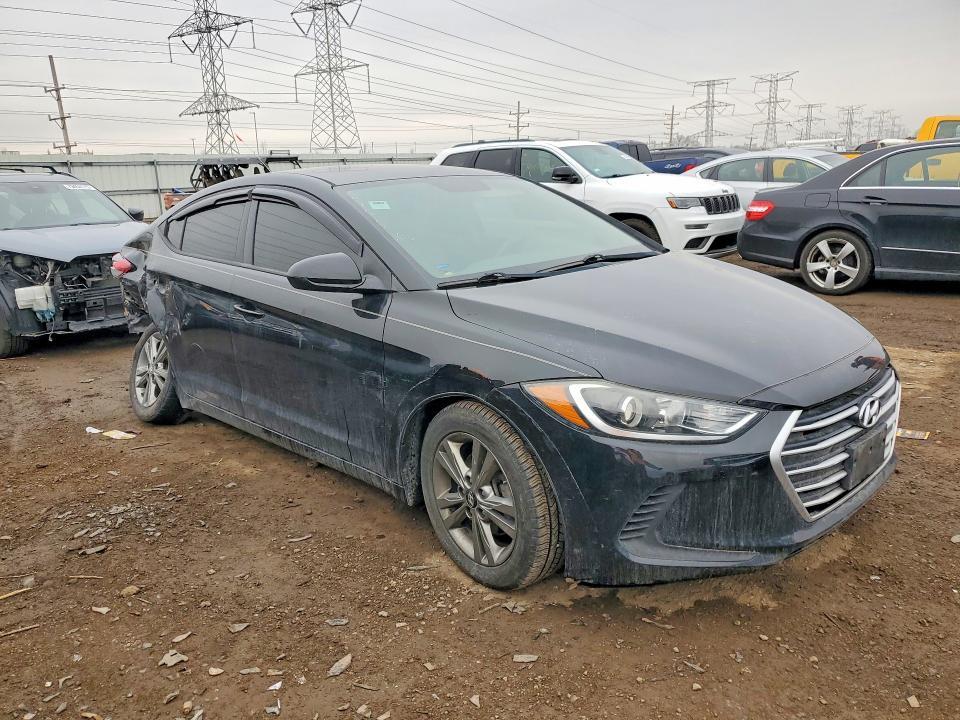 2017 HYUNDAI ELANTRA — Фото 4 из 12