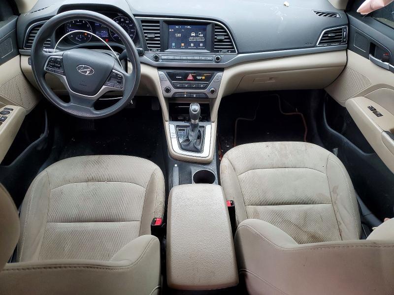 2017 HYUNDAI ELANTRA — Фото 8 из 12