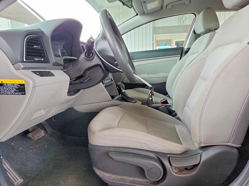 5NPD84LF7HH105599 2017 HYUNDAI ELANTRA photo no. 7