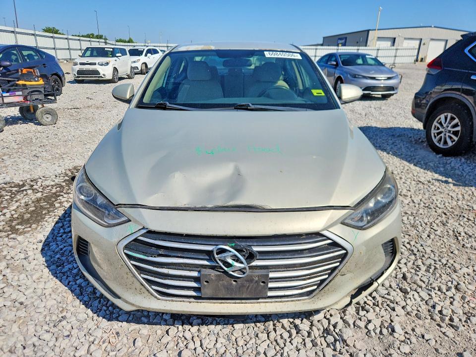 2017 HYUNDAI ELANTRA SE — Фото 5 из 12