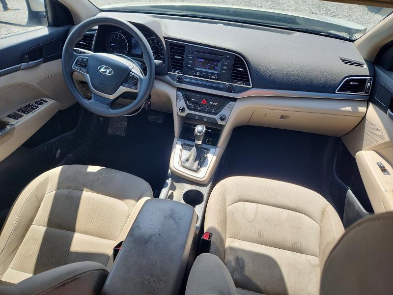 2017 HYUNDAI ELANTRA SE — Фото 8 из 12