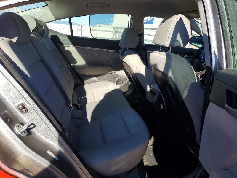 2017 HYUNDAI ELANTRA SE — Фото 10 из 12