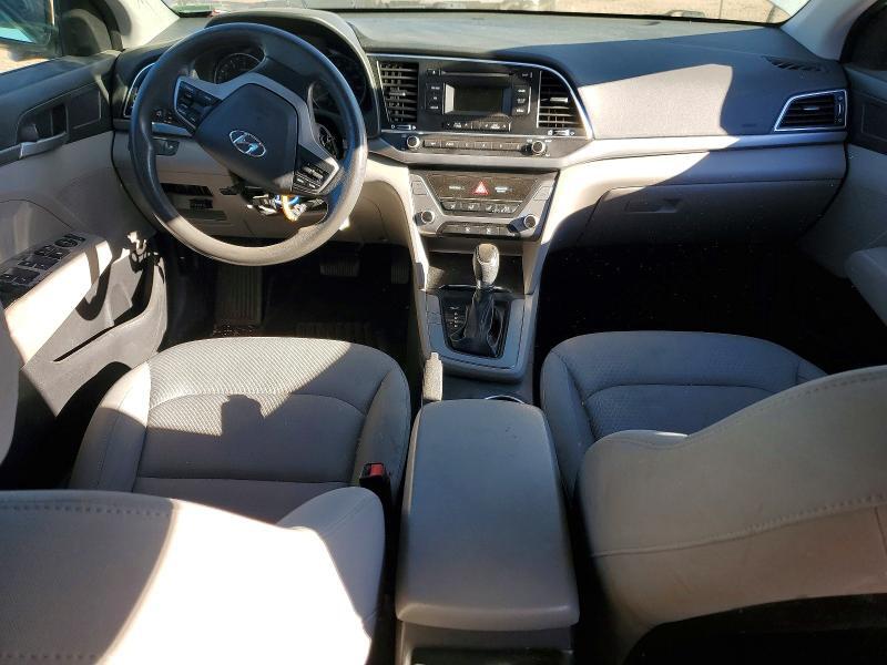 2017 HYUNDAI ELANTRA SE — Фото 8 из 12