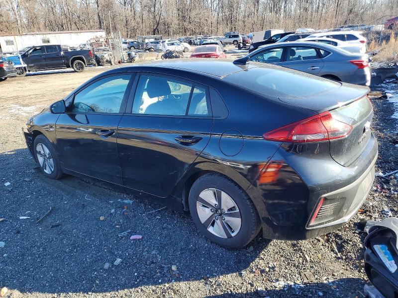 2017 HYUNDAI IONIQ — Фото 2 из 12