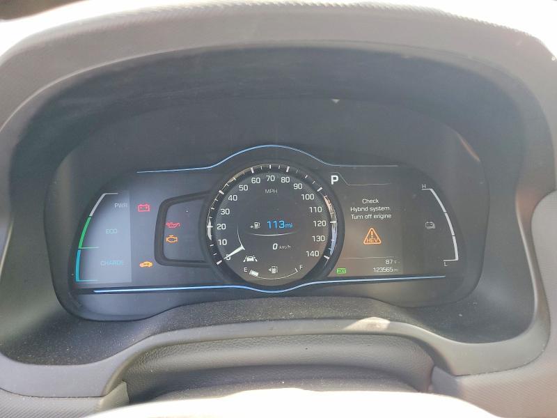 2017 HYUNDAI IONIQ SEL — Фото 9 из 12