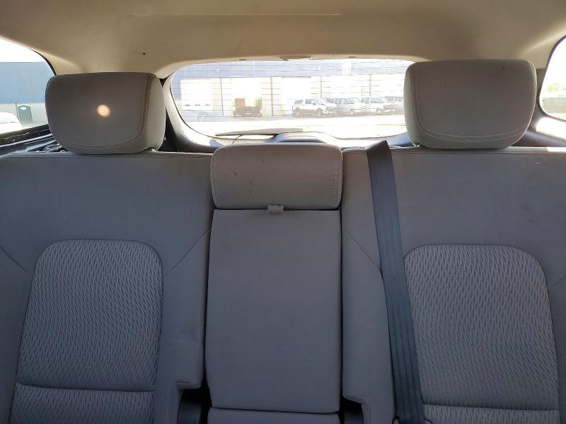 2017 HYUNDAI SANTA FE SE — Фото 10 из 13