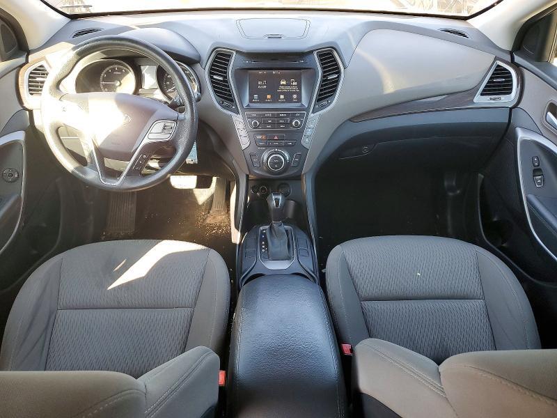2017 HYUNDAI SANTA FE SE — Фото 8 из 13