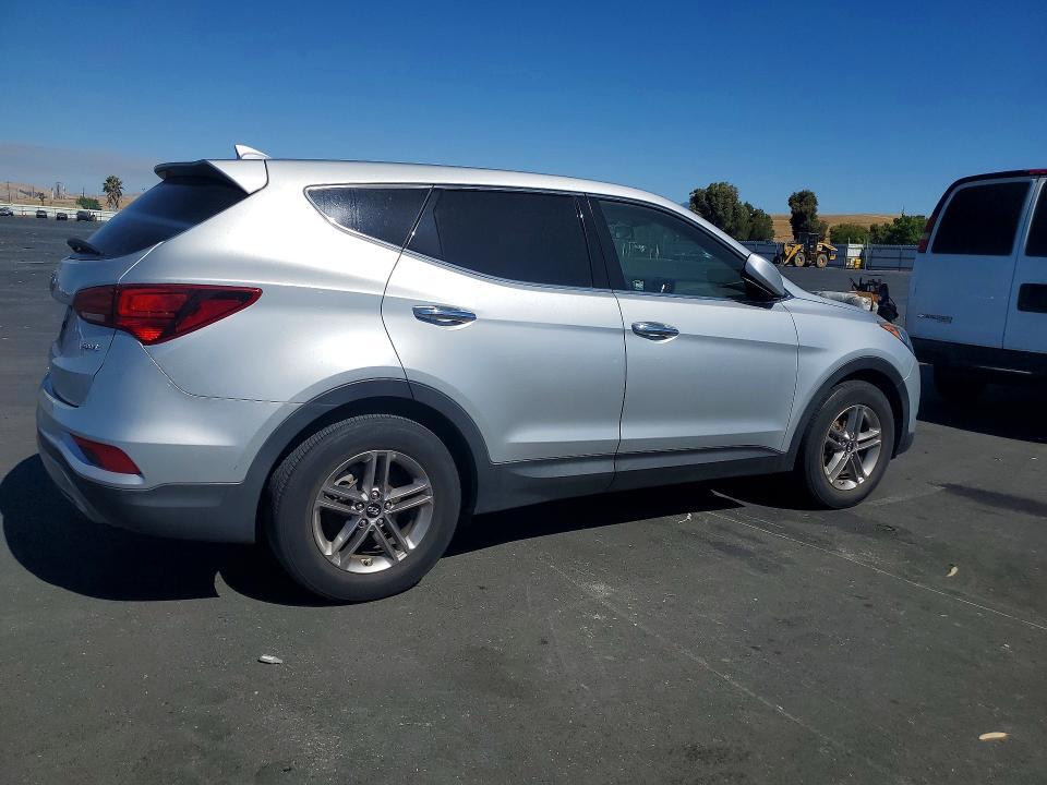 5XYZT3LB4HG449281 2017 HYUNDAI SANTA FE SPORT photo no. 3