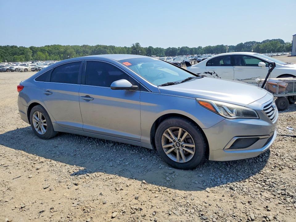 2017 HYUNDAI SONATA SE — Фото 4 из 12