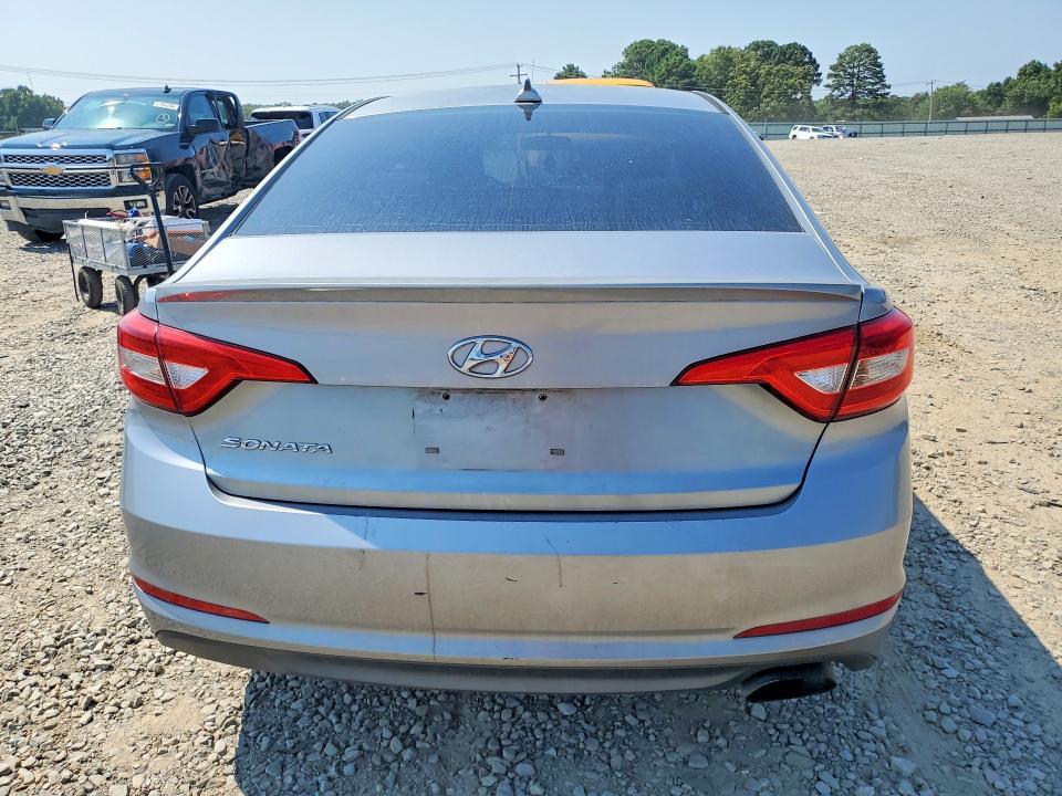 2017 HYUNDAI SONATA SE — Фото 6 из 12