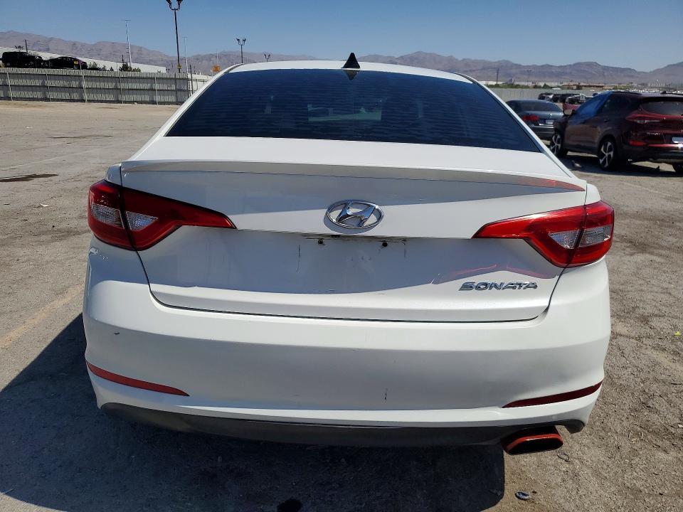 2017 HYUNDAI SONATA SE — Фото 6 из 12