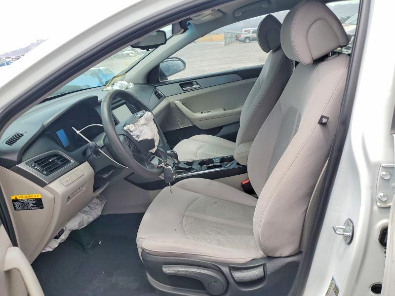 2017 HYUNDAI SONATA SE — Фото 7 из 12