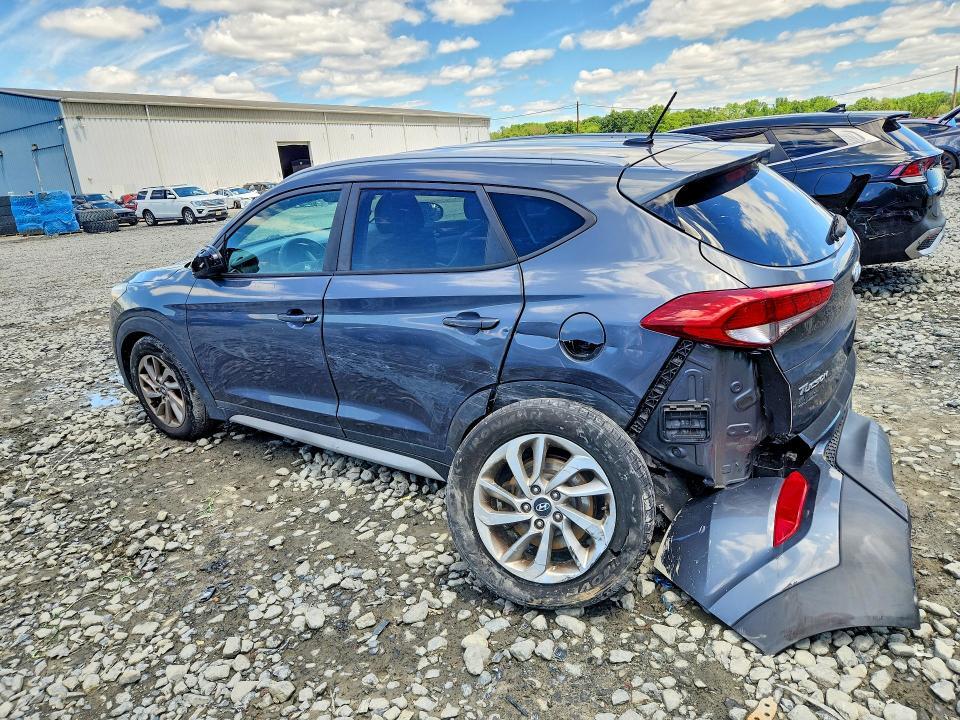 2017 HYUNDAI TUCSON SE — Фото 2 из 12
