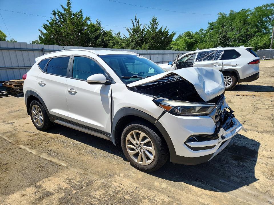 2017 HYUNDAI TUCSON ECO — Фото 4 из 13