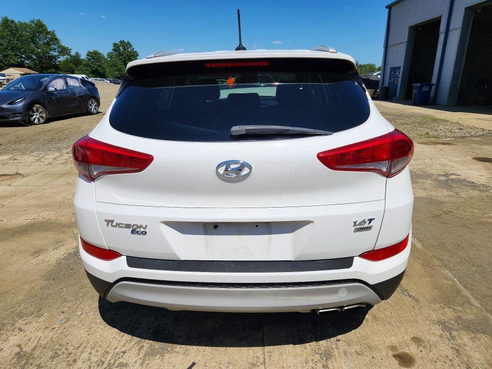 2017 HYUNDAI TUCSON ECO — Фото 6 из 13