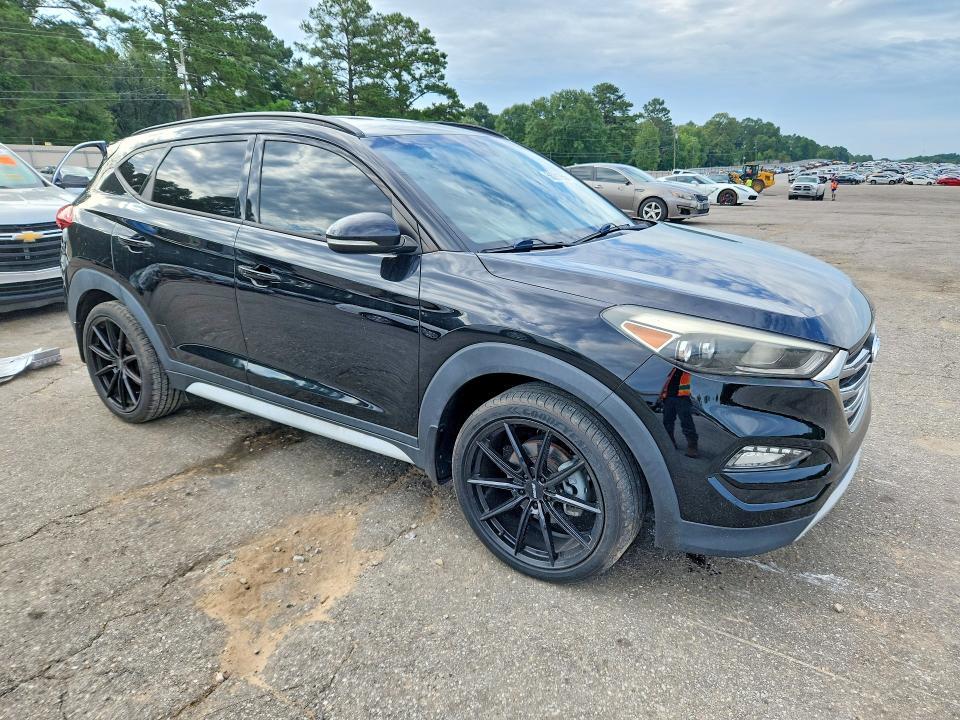 2017 HYUNDAI TUCSON LIMITED — Фото 4 из 13