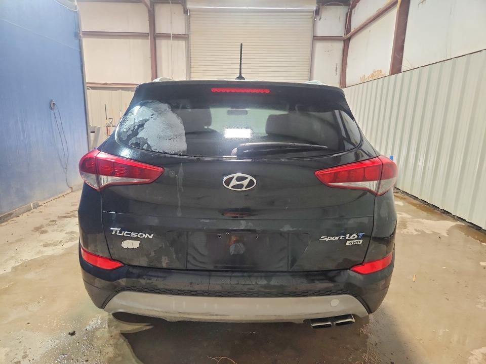 2017 HYUNDAI TUCSON SPORT — Фото 6 из 13