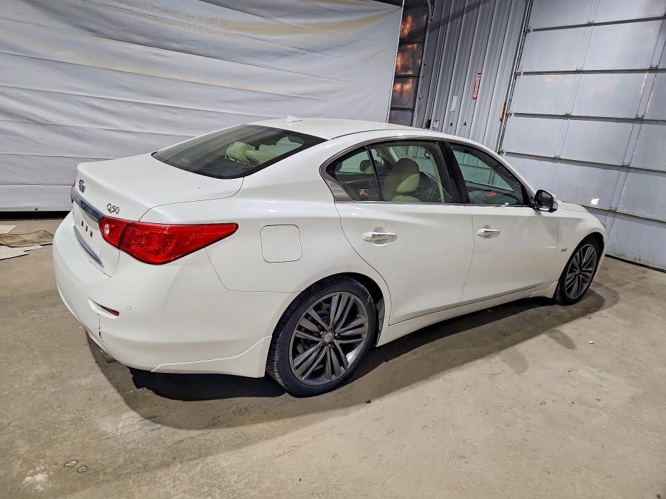 2017 INFINITI Q50 3.0T PREMIUM — Фото 3 из 12