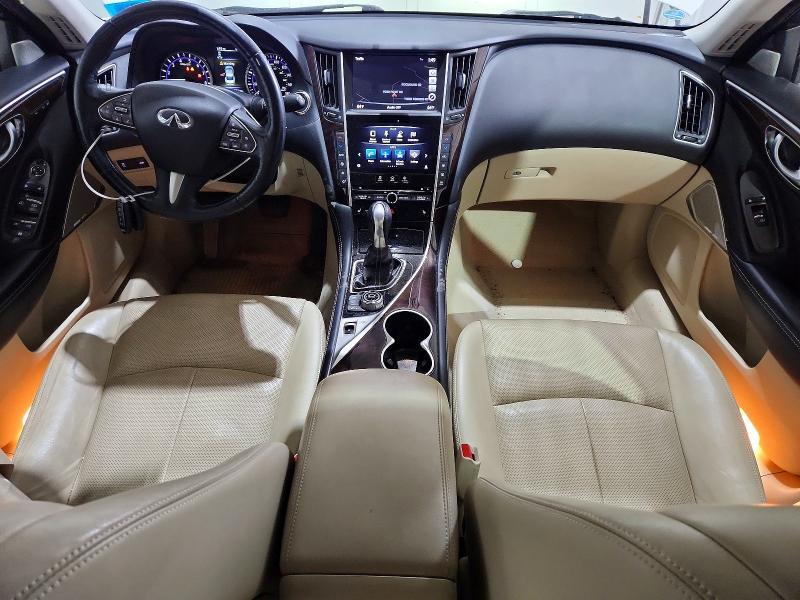 2017 INFINITI Q50 3.0T PREMIUM — Фото 8 из 12