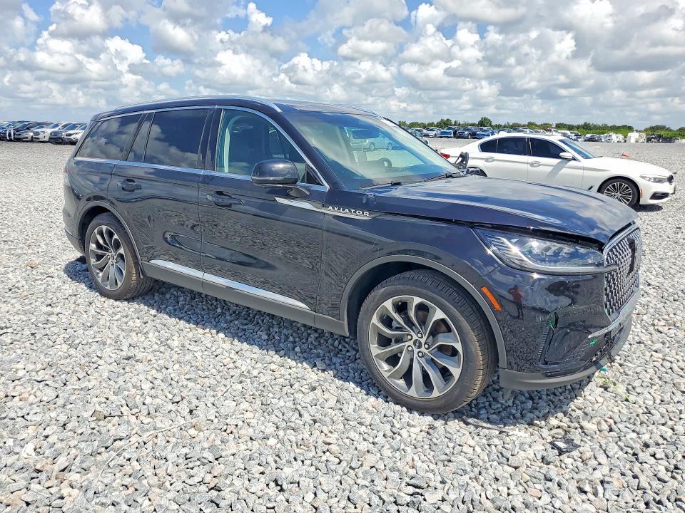 2025 LINCOLN AVIATOR — Фото 4 из 12