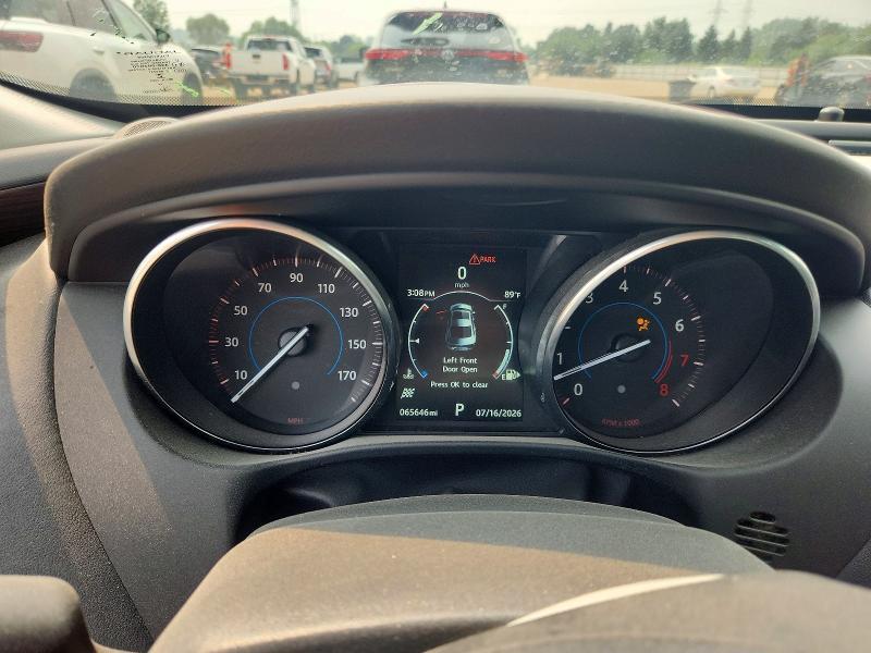 2017 JAGUAR XE FIRST EDITION — Фото 9 из 13