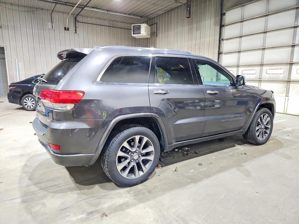 2017 JEEP GRAND CHEROKEE OVERLAND — Фото 3 из 13