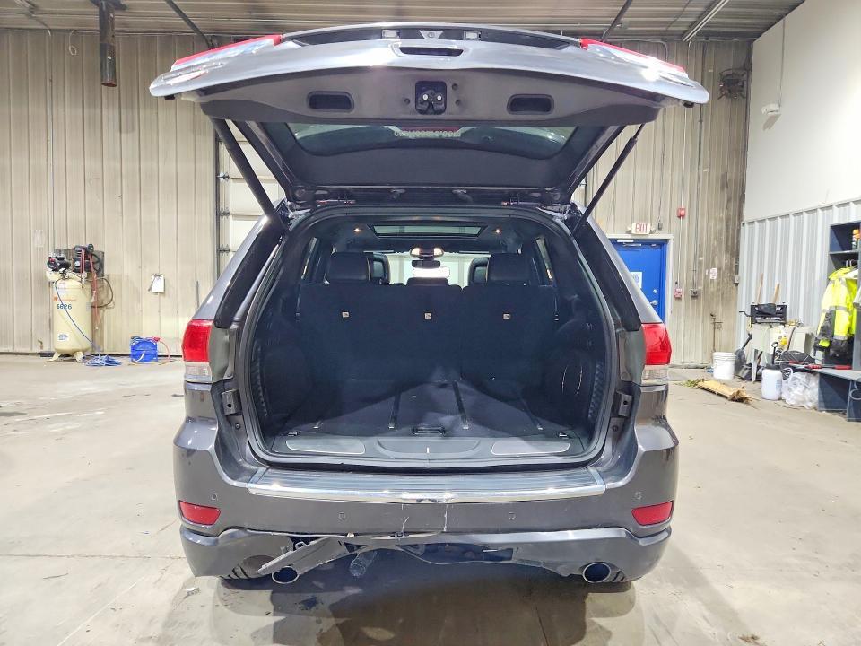2017 JEEP GRAND CHEROKEE OVERLAND — Фото 6 из 13