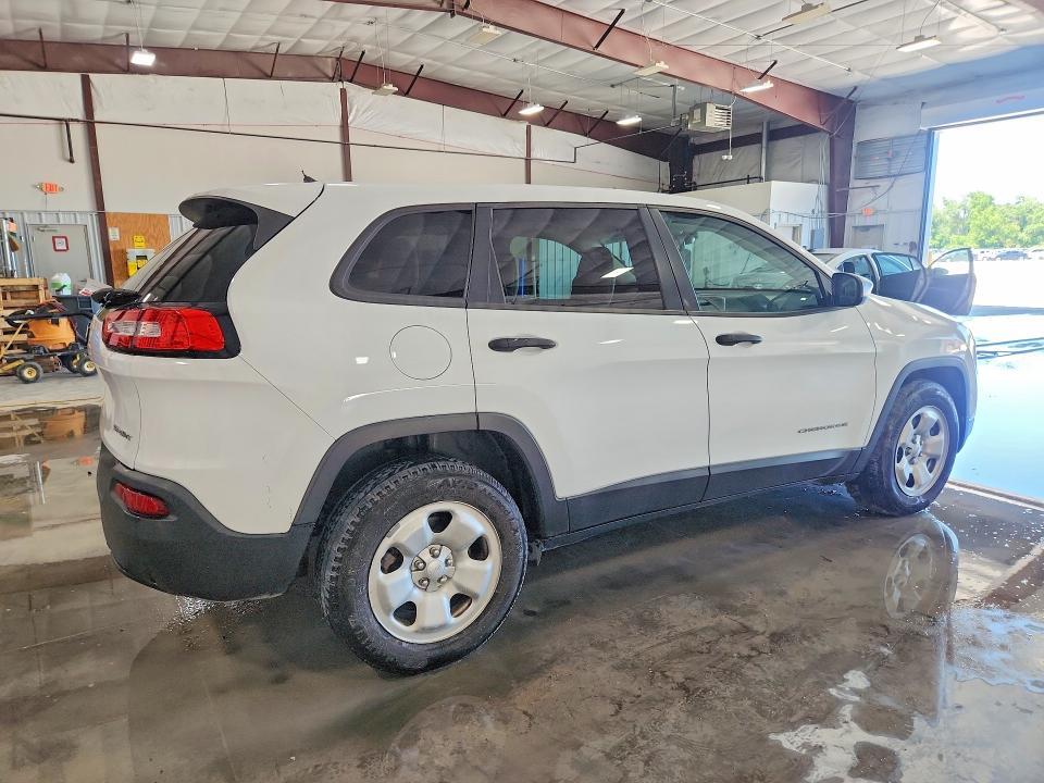 1C4PJMAB9HW579422 2017 JEEP CHEROKEE photo no. 3