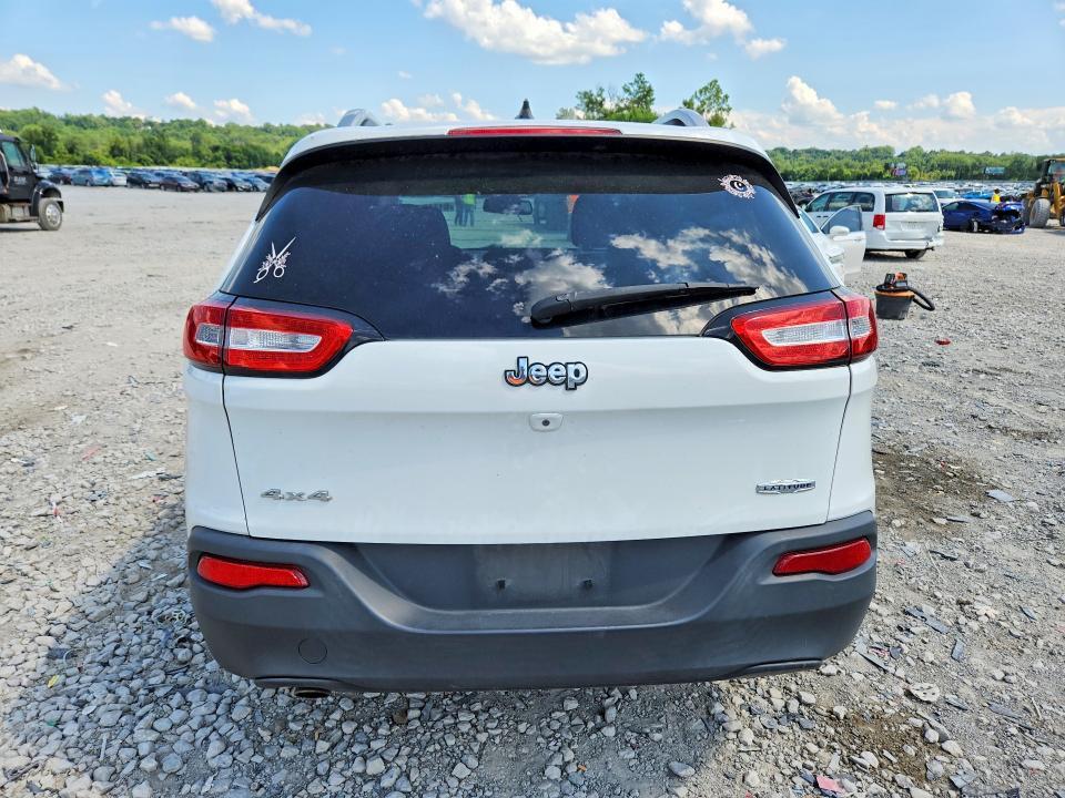 2017 JEEP CHEROKEE LATITUDE — Фото 6 из 13