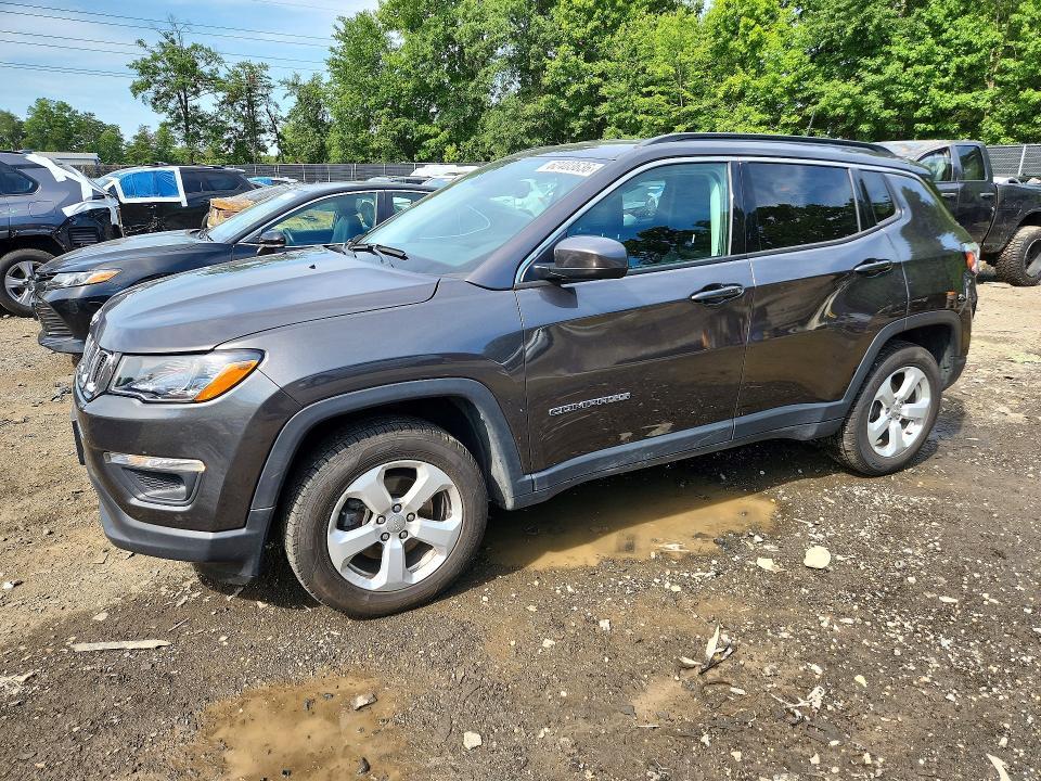 3C4NJDBBXHT674681 2017 JEEP COMPASS photo no. 1