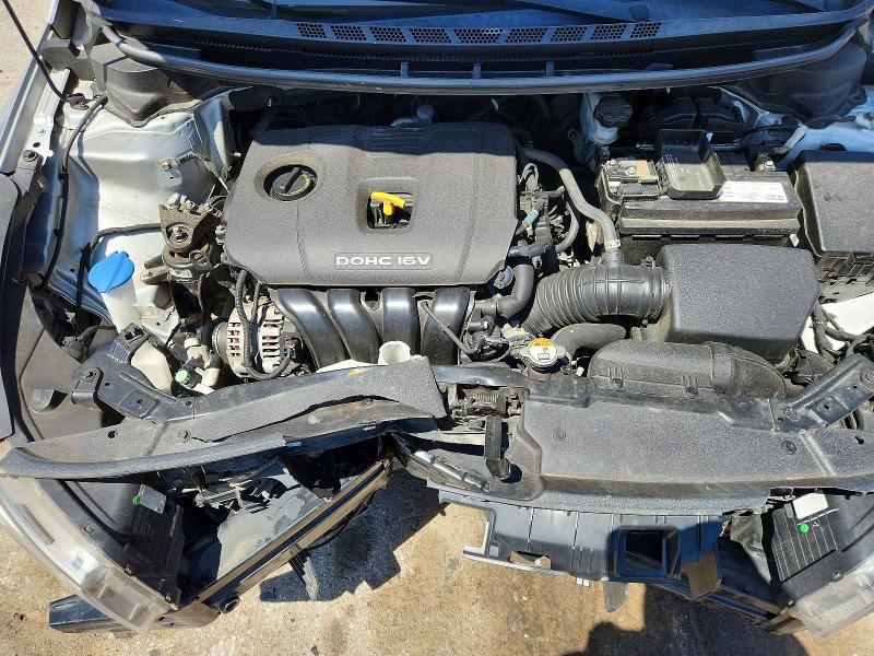 2017 KIA FORTE LX — Фото 11 из 13