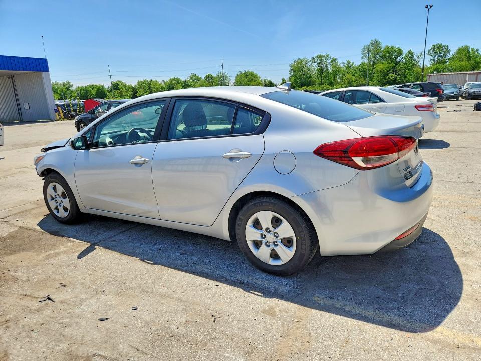 2017 KIA FORTE LX — Фото 2 из 13