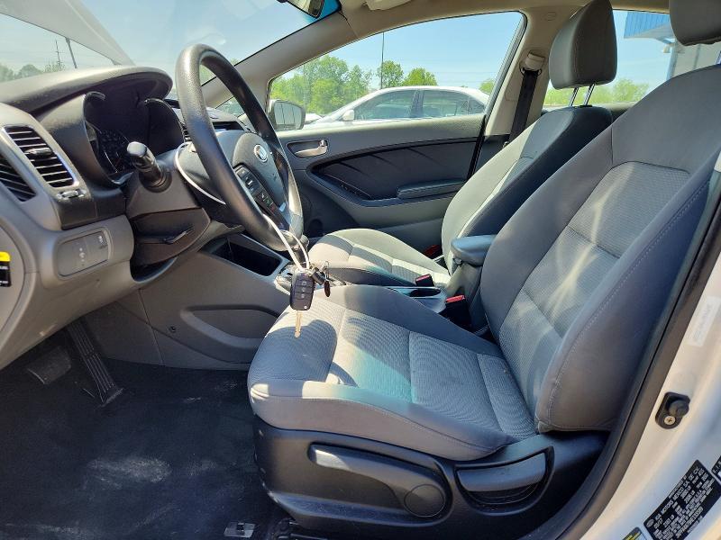 2017 KIA FORTE LX — Фото 7 из 13