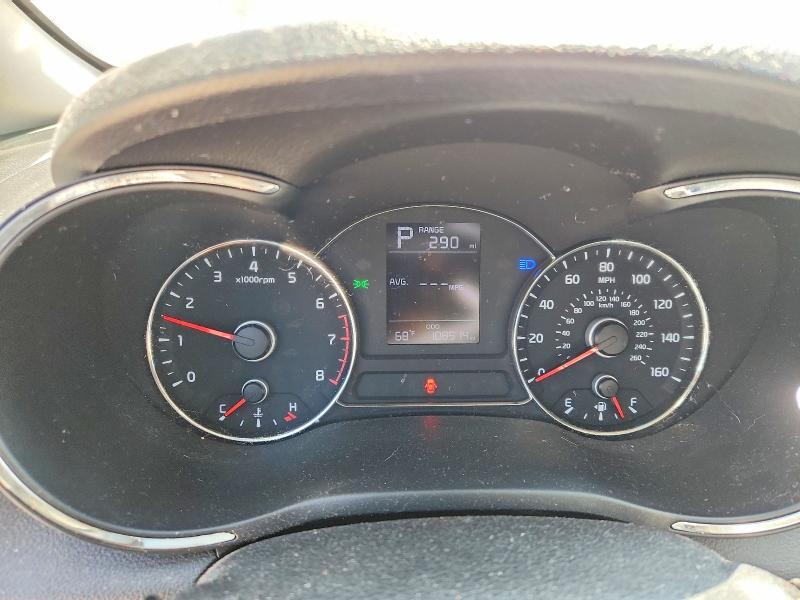 2017 KIA FORTE LX — Фото 9 из 13