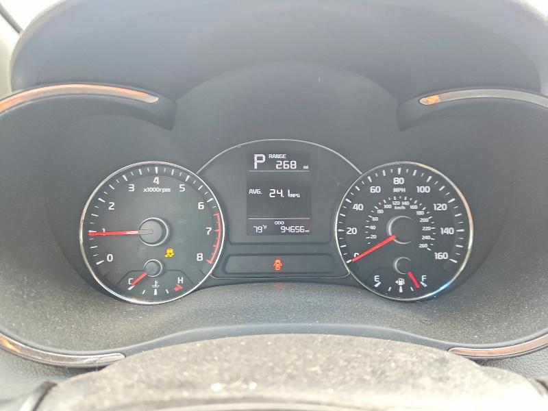2017 KIA FORTE LX — Фото 9 из 13