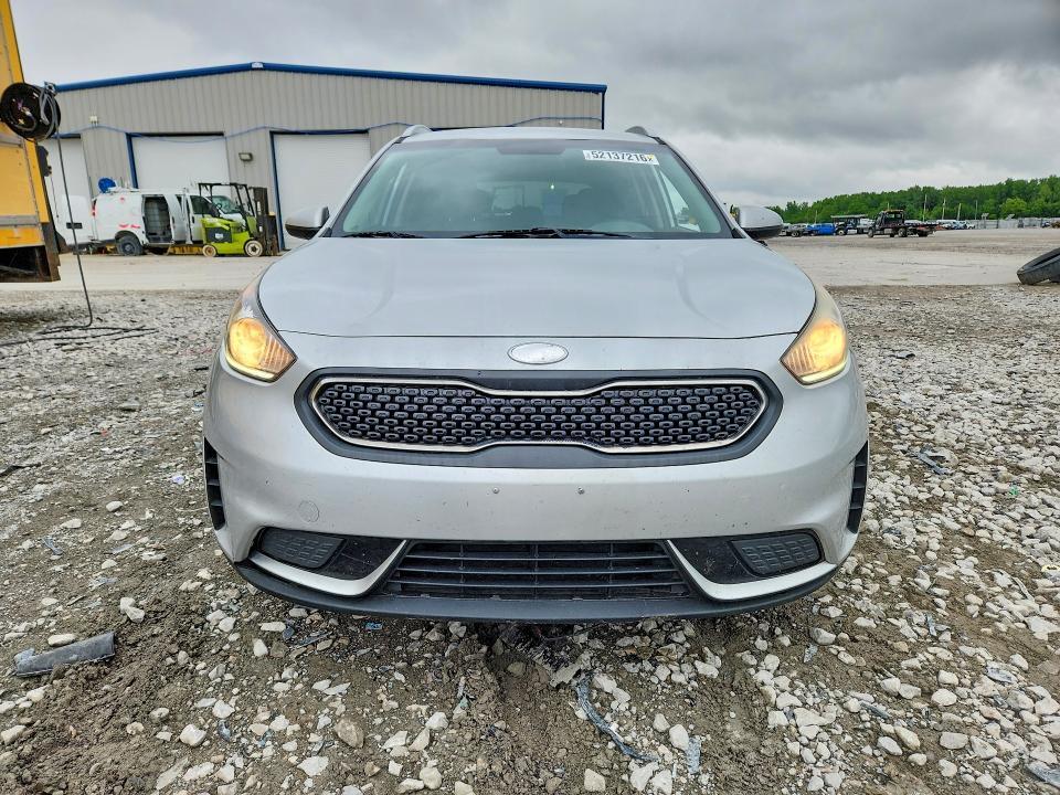 2017 KIA NIRO LX — Фото 5 из 12