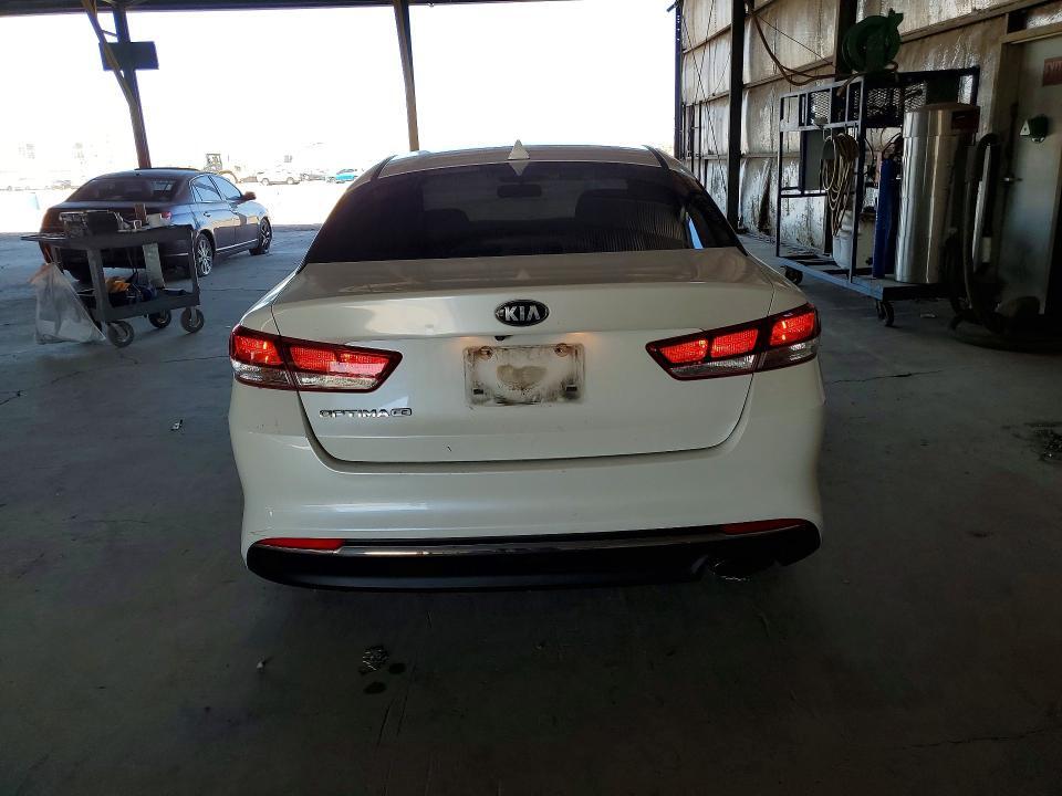 2017 KIA OPTIMA LX — Фото 6 из 12