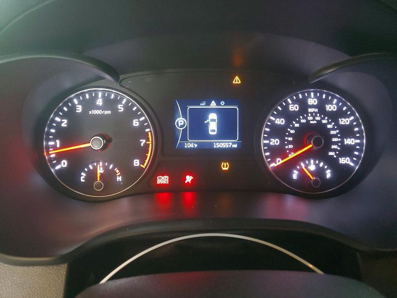 2017 KIA OPTIMA LX — Фото 9 из 12
