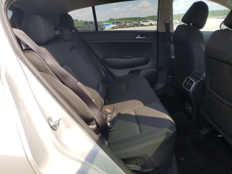 2017 KIA SPORTAGE LX — Фото 11 из 13