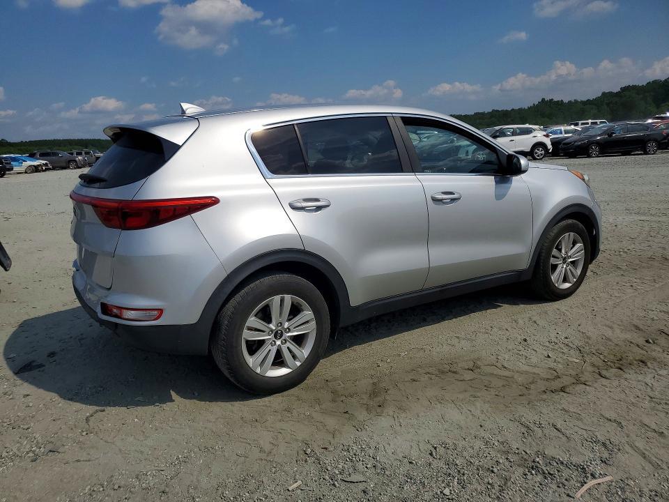 2017 KIA SPORTAGE LX — Фото 3 из 13