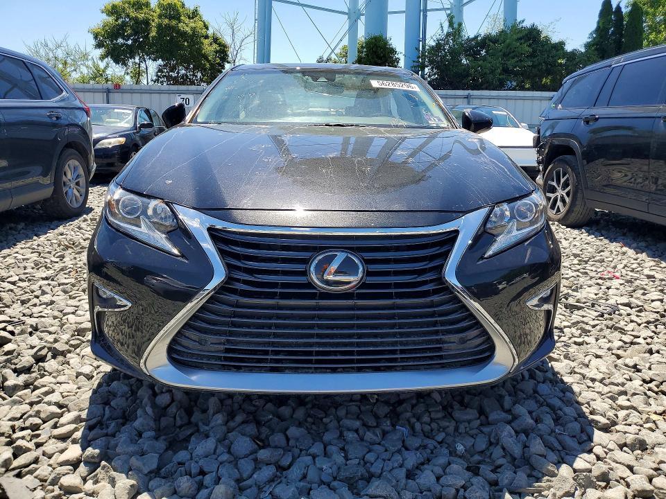 2017 LEXUS ES 350 — Фото 5 из 12